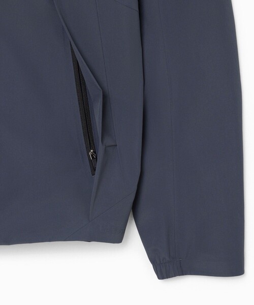 LACOSTE（ラコステ）の「撥水 防風 透湿 3レイヤー 止水ジップ 軽量フーデッドジャケット（マウンテンパーカー・メンズ・ダークアッシュ・50/48/46/52）」の16枚目の写真
