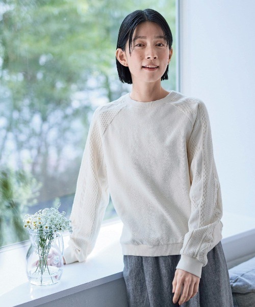 Sunny clouds（サニークラウズ）の「サニークラウズ　セーターになりたかったカットソートップス〈レディース〉（Tシャツ/カットソー・レディース・ライトイエロー/グリーン/アイボリー・M/L/LL/3L）」の2枚目の写真