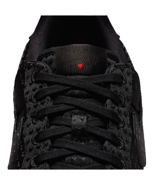 NIKE(ナイキ)の「"NIKE Air Force 1 Retro ""Valentine's Day""(ナイキ エアフォース1レトロ ""バレンタインデー"")"(スニーカー・メンズ・ブラック系/レッド系・27cm/27.5cm/29cm/26.5cm/26cm/28.5cm/24cm/25cm/25.5cm/24.5cm)」の11枚目の写真