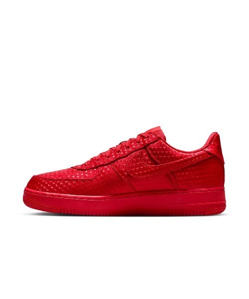 NIKE(ナイキ)の「"NIKE Air Force 1 Retro ""Valentine's Day""(ナイキ エアフォース1レトロ ""バレンタインデー"")"(スニーカー・メンズ・ブラック系/レッド系・27cm/27.5cm/29cm/26.5cm/26cm/28.5cm/24cm/25cm/25.5cm/24.5cm)」の16枚目の写真