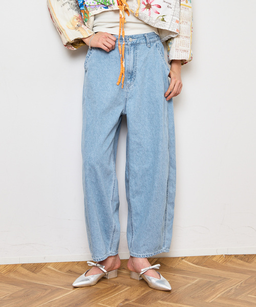 Bonum(ボナム)の「ライトデニムバレルデニムパンツ(デニムパンツ・レディース・コバルトブルー・LARGE/MEDIUM)」の17枚目の写真