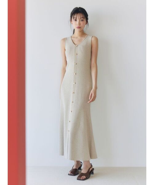 LAGUNAMOON（ラグナムーン）の「フロントボタンランジニットワンピース（ワンピース・レディース・ブラック/ベージュ・SMALL/MEDIUM）」の7枚目の写真