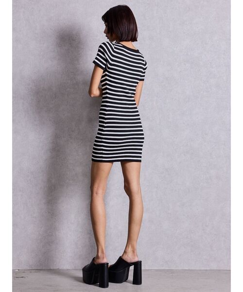 GYDA（ジェイダ）の「Symmetry GYDAプレートハーフスリーブニットワンピース（ワンピース・レディース・ブラック/ピンク/シルバー/その他1・FREE）」の11枚目の写真