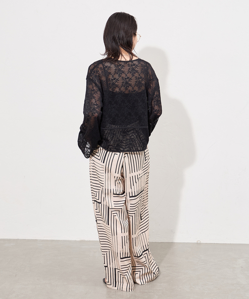 JOURNAL STANDARD（ジャーナルスタンダード）の「フラワーメッシュカーディガン（カーディガン/ボレロ・レディース・ブラック/アイボリー・FREE）」の6枚目の写真
