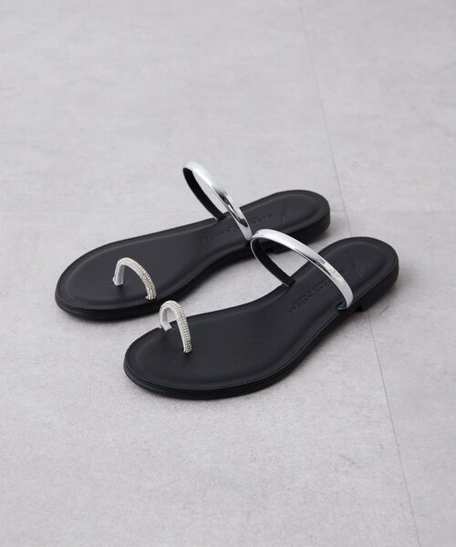 NICOLAS LAINAS(ニコラスライナス)の「<WEB限定サイズ有>【NICOLAS LAINAS】別注トングフラットサンダル(サンダル・レディース・ブラック/ブラウン・37/38/39/36)」の4枚目の写真