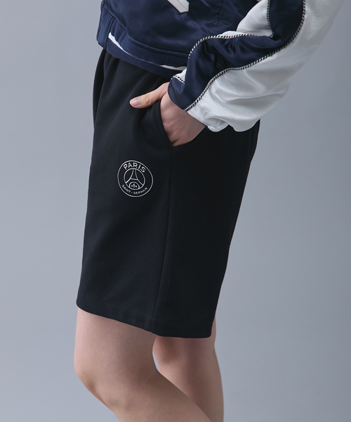 PARIS SAINT-GERMAIN(パリサンジェルマン)の「【Paris Saint-Germain / パリ・サン=ジェルマン】 JP METALIC LOGO SHORTS(その他パンツ・メンズ・チャコールグレー/ブラック/グリーン/ホワイト・LARGE/MEDIUM/SMALL)」の5枚目の写真