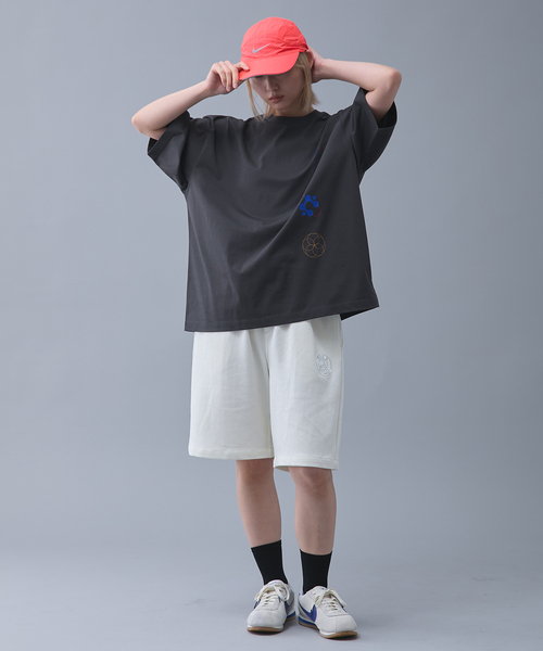 PARIS SAINT-GERMAIN(パリサンジェルマン)の「【Paris Saint-Germain / パリ・サン=ジェルマン】 JP METALIC LOGO SHORTS(その他パンツ・メンズ・チャコールグレー/ブラック/グリーン/ホワイト・LARGE/MEDIUM/SMALL)」の8枚目の写真