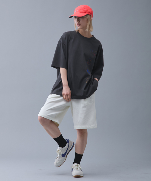 PARIS SAINT-GERMAIN(パリサンジェルマン)の「【Paris Saint-Germain / パリ・サン=ジェルマン】 JP METALIC LOGO SHORTS(その他パンツ・メンズ・チャコールグレー/ブラック/グリーン/ホワイト・LARGE/MEDIUM/SMALL)」の13枚目の写真