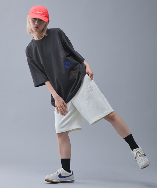 PARIS SAINT-GERMAIN(パリサンジェルマン)の「【Paris Saint-Germain / パリ・サン=ジェルマン】 JP METALIC LOGO SHORTS(その他パンツ・メンズ・チャコールグレー/ブラック/グリーン/ホワイト・LARGE/MEDIUM/SMALL)」の16枚目の写真