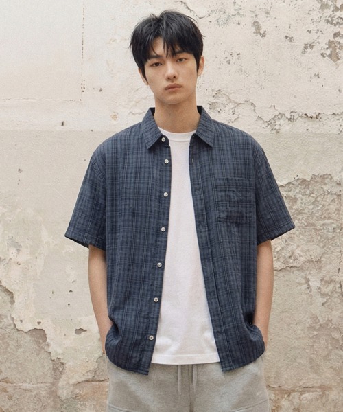 Vini(ヴィニ)の「ビンテージチェック フロントポケットハーフシャツ(Tシャツ/カットソー・メンズ・ブラック/ネイビー/ブラウン・MEDIUM/LARGE)」の5枚目の写真