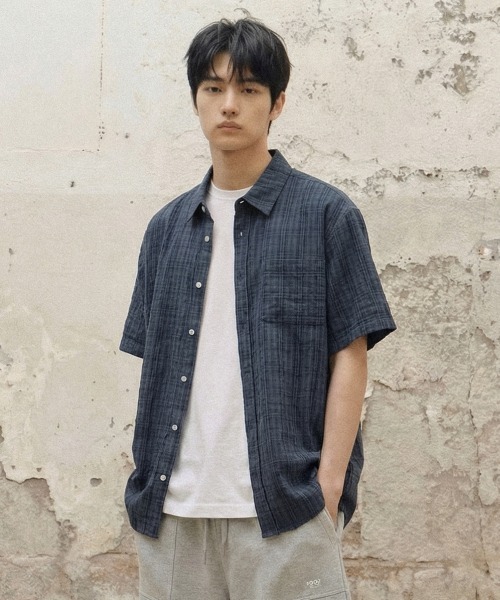 Vini(ヴィニ)の「ビンテージチェック フロントポケットハーフシャツ(Tシャツ/カットソー・メンズ・ブラック/ネイビー/ブラウン・MEDIUM/LARGE)」の6枚目の写真