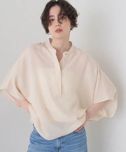 Rouge vif(ルージュヴィフ)の「【セットアップ対応】キュプラフィブリルドレープスキッパーブラウス(シャツ/ブラウス・レディース・グレー/グレイッシュベージュ/アイボリー・フリー)」の2枚目の写真