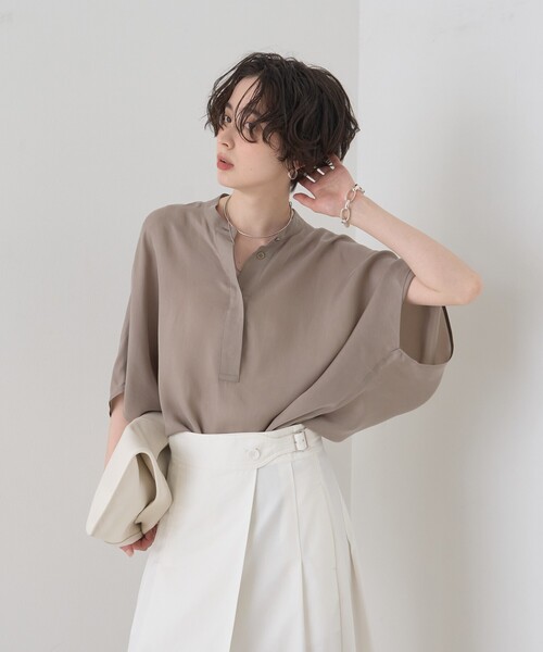 Rouge vif(ルージュヴィフ)の「【セットアップ対応】キュプラフィブリルドレープスキッパーブラウス(シャツ/ブラウス・レディース・グレー/グレイッシュベージュ/アイボリー・フリー)」の11枚目の写真