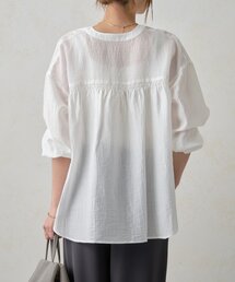 バックギャザーシアーシャツ