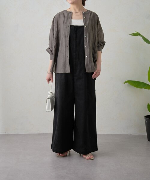 Jena espace merveilleux（ジェナ　エスパスメルヴェイユ）の「バックギャザーシアーシャツ（シャツ/ブラウス・レディース・チャコールグレー/オフホワイト/グリーン・FREE）」の17枚目の写真