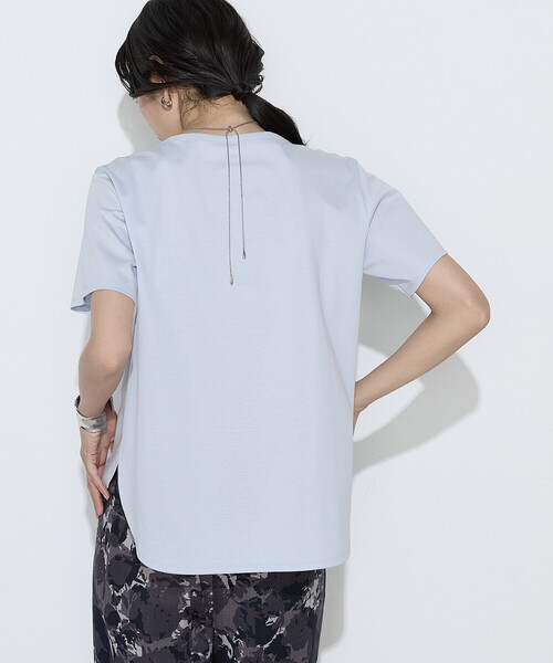 K.T KIYOKO TAKASE(キヨコタカセ)の「コットン強撚ポンチ ドレープタックシャツ(Tシャツ/カットソー・レディース・サックスブルー/ホワイト/ブラウン・9号)」の19枚目の写真