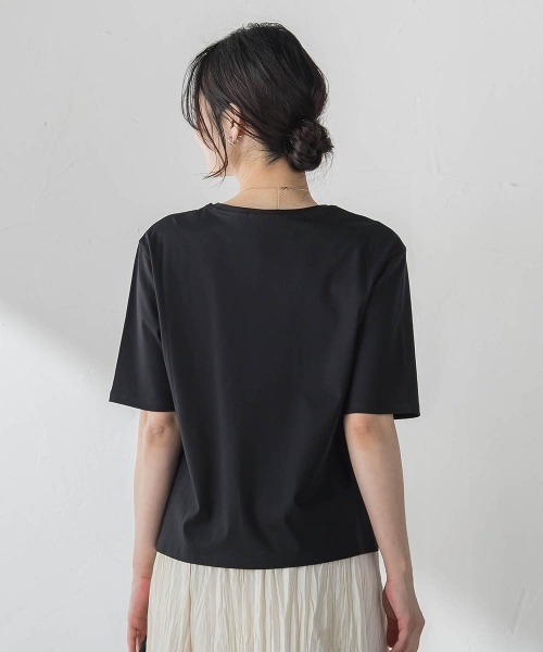 LAUTREAMONT(ロートレアモン)の「汗ジミ防止カットソー(Tシャツ/カットソー・レディース・ベージュ/チャコールグレー/ホワイト/ピンク/ブラック・9号/11号)」の8枚目の写真