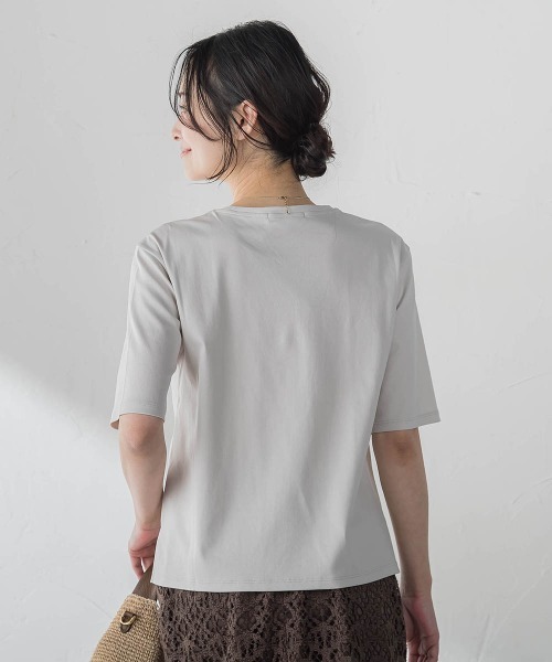 LAUTREAMONT(ロートレアモン)の「汗ジミ防止カットソー(Tシャツ/カットソー・レディース・ベージュ/チャコールグレー/ホワイト/ピンク/ブラック・9号/11号)」の15枚目の写真