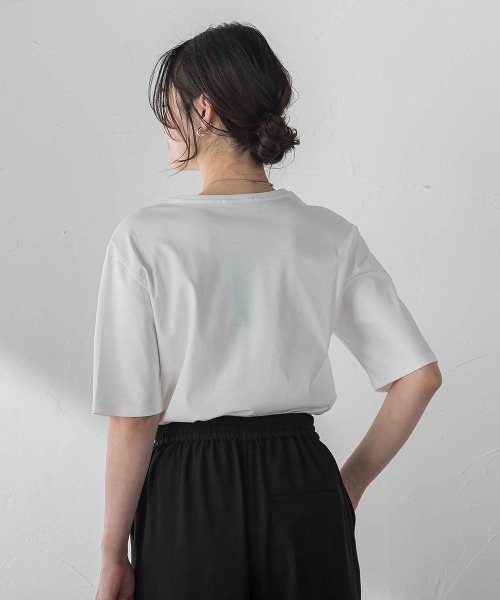 LAUTREAMONT(ロートレアモン)の「汗ジミ防止カットソー(Tシャツ/カットソー・レディース・ベージュ/チャコールグレー/ホワイト/ピンク/ブラック・9号/11号)」の16枚目の写真