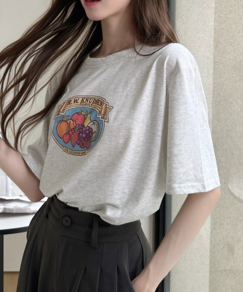 Ada.（エイダ）の「ヴィンテージ ライク フルーツ ロゴ 半袖 Tシャツ（Tシャツ/カットソー・レディース・ライトグレー/ホワイト/チャコール/アイボリー・FREE）」の17枚目の写真