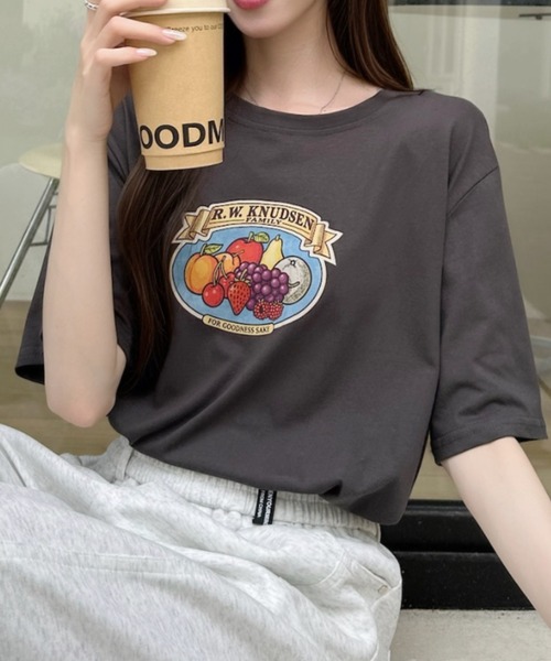 Ada.（エイダ）の「ヴィンテージ ライク フルーツ ロゴ 半袖 Tシャツ（Tシャツ/カットソー・レディース・ライトグレー/ホワイト/チャコール/アイボリー・FREE）」の22枚目の写真