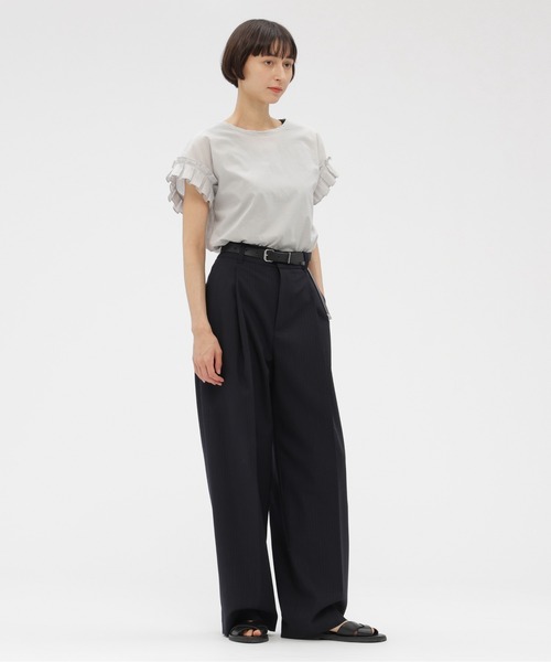 MARGARET HOWELL(マーガレットハウエル)の「YARN DYE WASHED COTTON(シャツ/ブラウス・レディース・ブラック/ライトグレー・2/1)」の6枚目の写真