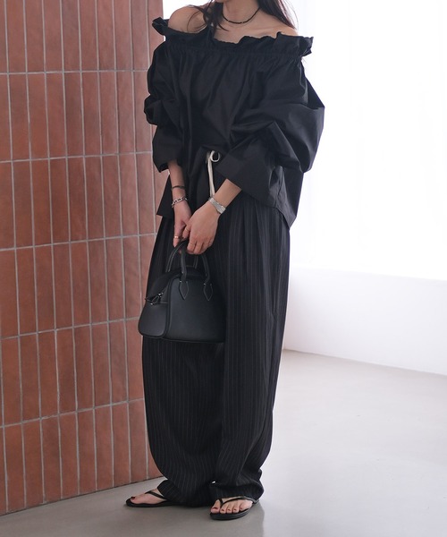 AKTE（アクテ）の「タックフルイドワイドパンツ（その他パンツ・レディース・ネイビー系/ブラック系・1/2/2T）」の8枚目の写真