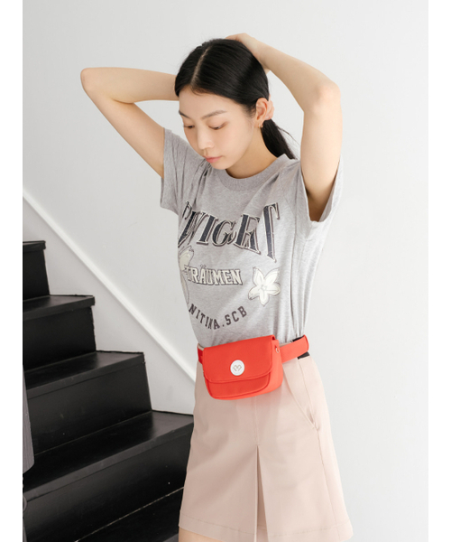 NITINA(ニティナ)の「グラフィックプリント半袖Tシャツ M/GY(Tシャツ/カットソー・レディース・ライトグレー・F)」の4枚目の写真