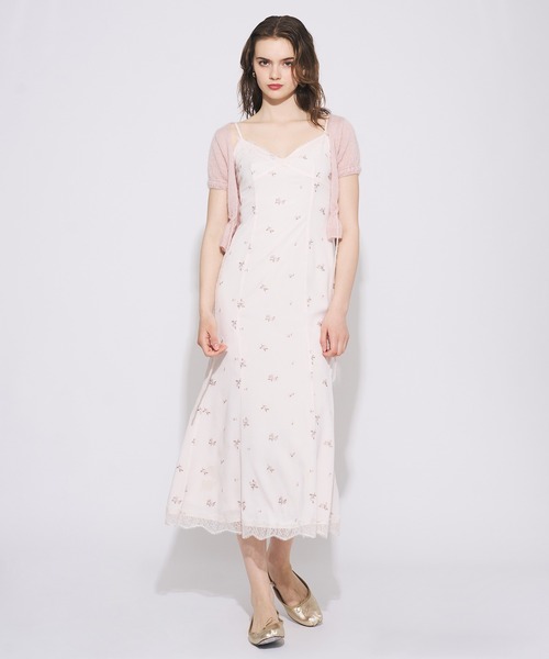 DEICY(デイシー)の「ローズ刺繍キャミワンピース(ワンピース・レディース・ベビーピンク/ブラウン・1/0)」の22枚目の写真