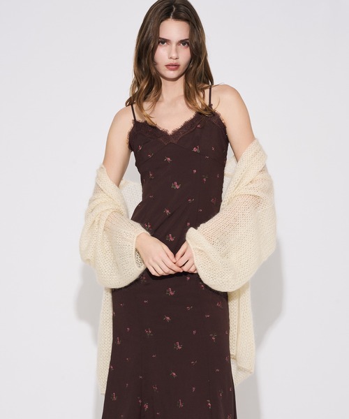 DEICY(デイシー)の「ローズ刺繍キャミワンピース(ワンピース・レディース・ベビーピンク/ブラウン・1/0)」の12枚目の写真