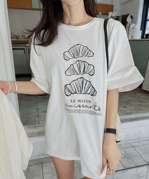 Girly Doll（ガーリードール）の「クロワッサンイラストTシャツ（Tシャツ/カットソー・レディース・ホワイト・M/S/L）」の5枚目の写真