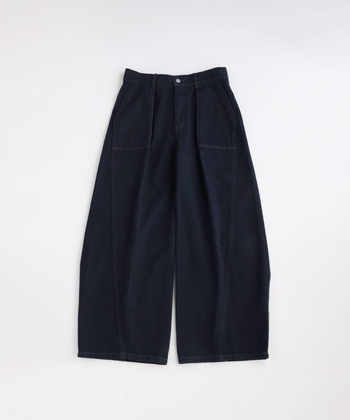 NAKER(ネイカー)の「タックワイド バレルレッグカーブデニムパンツ(デニムパンツ・メンズ・インディゴブルー/ブラック・S/M/L/XL)」の7枚目の写真