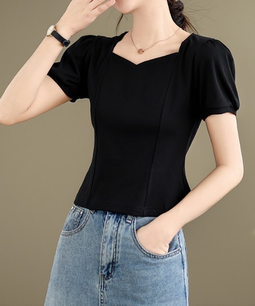 LUCPY(ラクピー)の「スクエアネックパフスリーブトップス(その他トップス・レディース・ホワイト/ブラック・MEDIUM/LARGE/X-LARGE/XX-LARGE)」の3枚目の写真