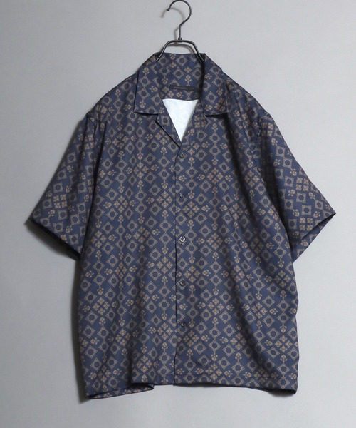 ANPAS（アンパス）の「Printed Georgette Short-Sleeve Shirt / ジョーゼット総柄オープンカラーシャツ 〈ストレッチ/接触冷感/吸汗速乾/UVカット〉メンズ アロハシャツ 開襟シャツ ハワイアンシャツ 半袖（シャツ/ブラウス・メンズ・ブラウン系1/グリーン系1/ブラック系2/ベージュ系1/ネイビー系1/グレー系1/ブラック系1・M/LL/L）」の20枚目の写真