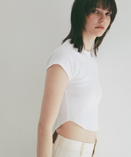 CLANE(クラネ)の「CLANE/クラネ/ROUND SHORT SLEEVE TOPS(Tシャツ/カットソー・レディース・ブラック/ホワイト・1)」の20枚目の写真