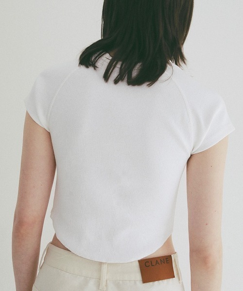 CLANE(クラネ)の「CLANE/クラネ/ROUND SHORT SLEEVE TOPS(Tシャツ/カットソー・レディース・ブラック/ホワイト・1)」の21枚目の写真
