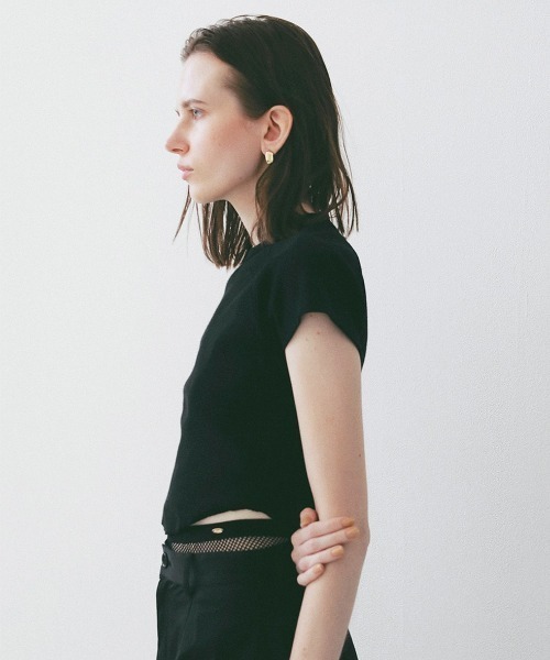CLANE(クラネ)の「CLANE/クラネ/ROUND SHORT SLEEVE TOPS(Tシャツ/カットソー・レディース・ブラック/ホワイト・1)」の17枚目の写真