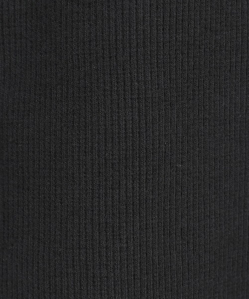 CLANE(クラネ)の「CLANE/クラネ/ROUND SHORT SLEEVE TOPS(Tシャツ/カットソー・レディース・ブラック/ホワイト・1)」の3枚目の写真