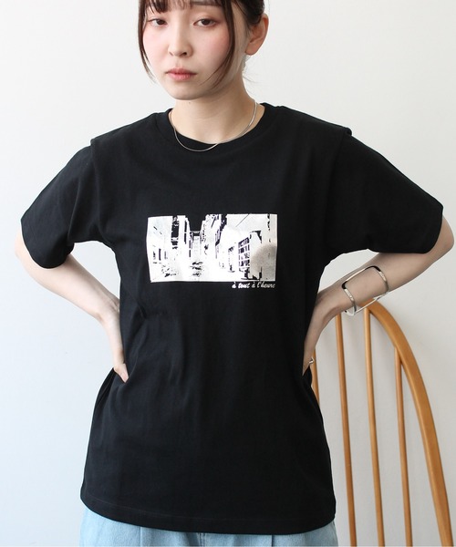 Meli rich(メリーリッチ)の「箔プリントコンパクト風景Tシャツ(Tシャツ/カットソー・レディース・ブラック/オフホワイト・FREE)」の14枚目の写真