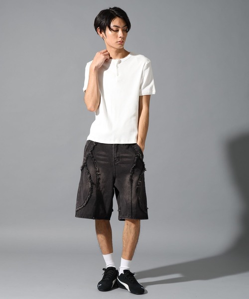 LAND MUSEUM（ランドミュージアム）の「LAND MUSEUM／スリムヘンリーネックＴ（Tシャツ/カットソー・メンズ・ブラック/ホワイト・LARGE/MEDIUM）」の18枚目の写真