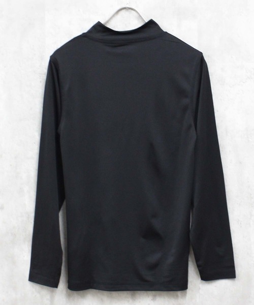 SHISKY（シスキー）の「長袖ラッシュガード メンズ（Tシャツ/カットソー・メンズ・イエロー/ネイビー/ブラック/オフホワイト/チャコールグレー・XL/L/M）」の6枚目の写真