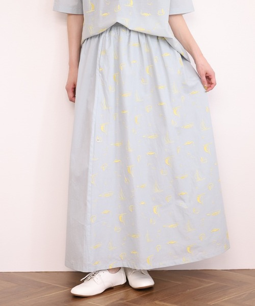 Emago(イマゴ)の「EMAGO ヨット刺繍スカート(スカート・レディース・パープル/グレー/ブラック・FREE)」の1枚目の写真