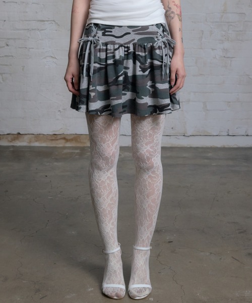 NIIER NOR(ニアノア)の「A'GEM/9 × .kom 『NIIER NOR/ニーアノア』LACE UP CAMO SKIRT/レースアップカモ スカート(スカート・レディース・グレー/カーキ・FREE)」の3枚目の写真