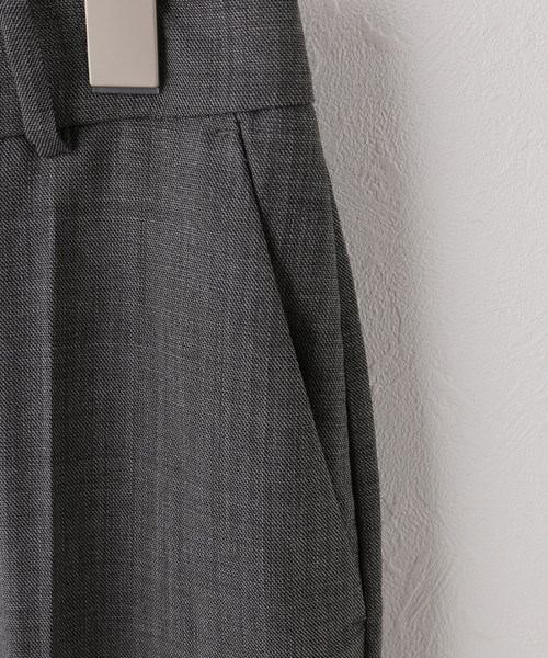GANNI(ガニー)の「GANNI / ガニー Wool Melange Suiting Straight Pant(スラックス・レディース・チャコールグレー・36/32/34)」の4枚目の写真