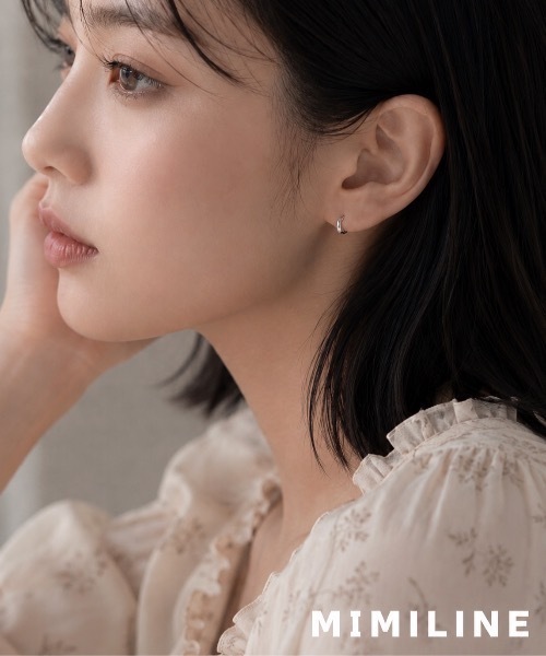 MIMILINE(ミミライン)の「ぷっくりミニループピアス/サージカルステンレス(ピアス(両耳用)・レディース・シルバー/ゴールド・FREE)」の1枚目の写真