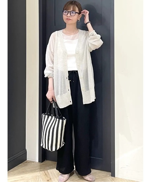 Te chichi(テチチ)の「14GミドルVネックカーディガン《2026 SUMMER LOOK item》(カーディガン/ボレロ・レディース・オートミール/レッド/グレー/ブラック・F)」の13枚目の写真