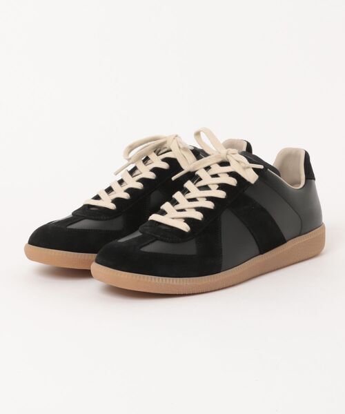 Maison Margiela(メゾンマルジェラ)の「Maison Margiela REPLICA(スニーカー・メンズ・ブラック・41/42/43)」の1枚目の写真