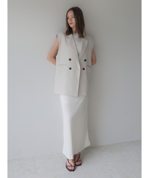 swane(スワネ)の「long tailored gilet(ベスト・レディース・ブラック/アイボリー・FREE)」の3枚目の写真
