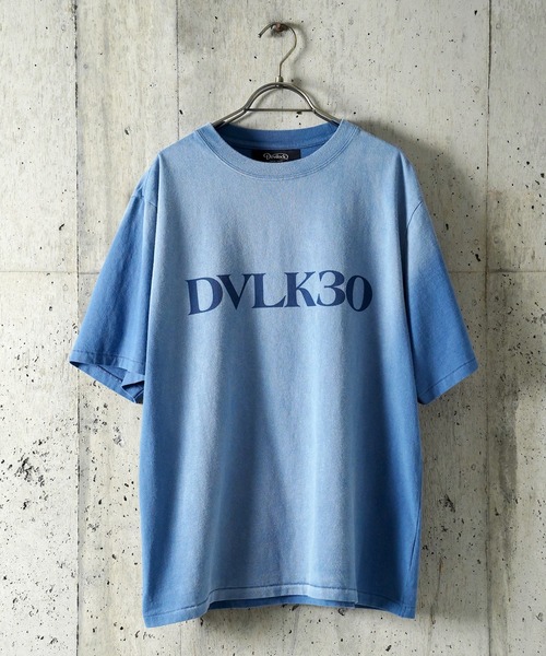 DEVILOCK(デビロック)の「DEVILOCK Sun Faded Vintage Logo Tee(Tシャツ/カットソー・メンズ・カーキ/ネイビー/ブラック・MEDIUM/X-LARGE/LARGE)」の11枚目の写真