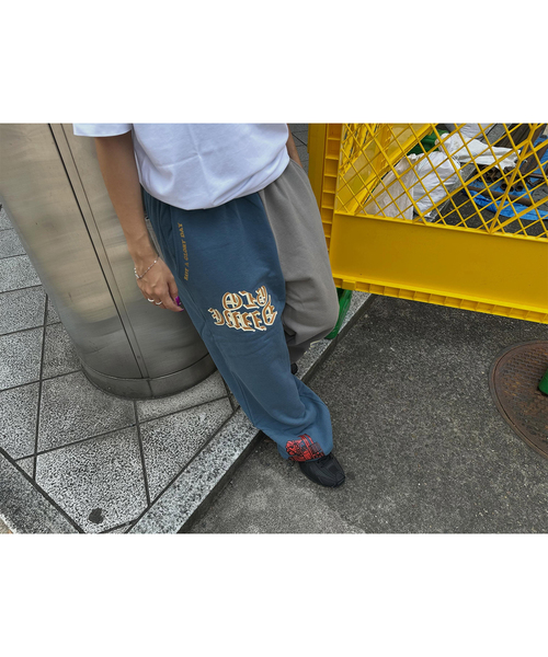 DIME（ダイム）の「【Dime/ダイム】 GLO DIME SWEATPANTS（スウェットパンツ・レディース・グレー/ブラック・X-SMALL/SMALL）」の9枚目の写真
